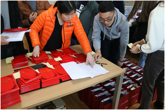 1548645811661691.png ihn1djzage.png